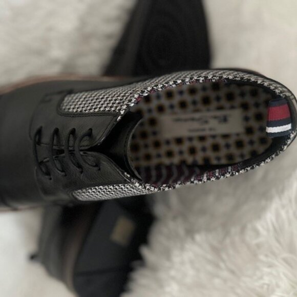 Ben Sherman - Size 11 - Black with Hounds tooth Pattern on Sides - Picture 5 of 7